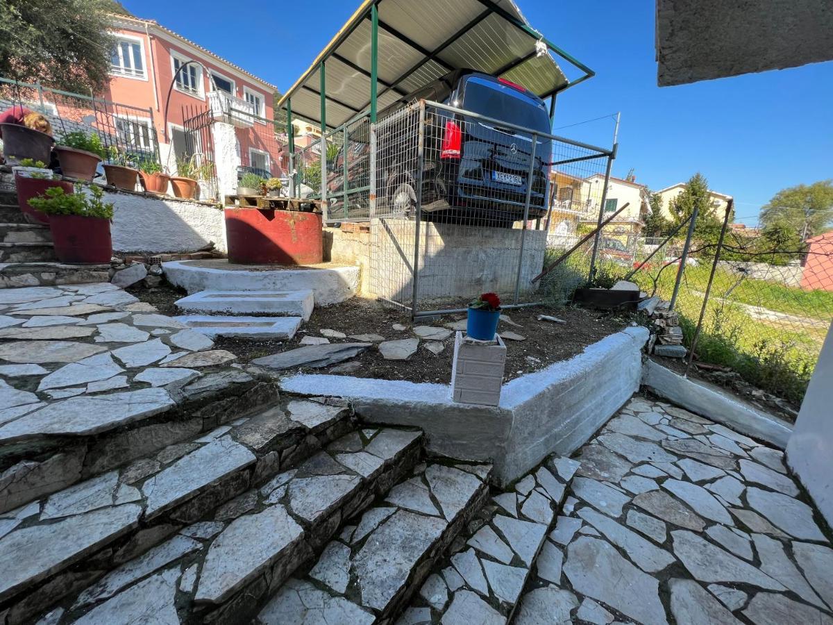 Appartement Ciel Apartment, 5 Minutes Walk From Beach! Ýpsos